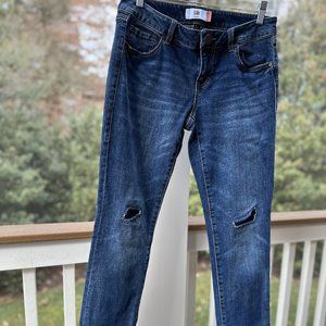 Cabi Slim Boyfriend Jeans in Stretch Demin Style #5695 Size 4